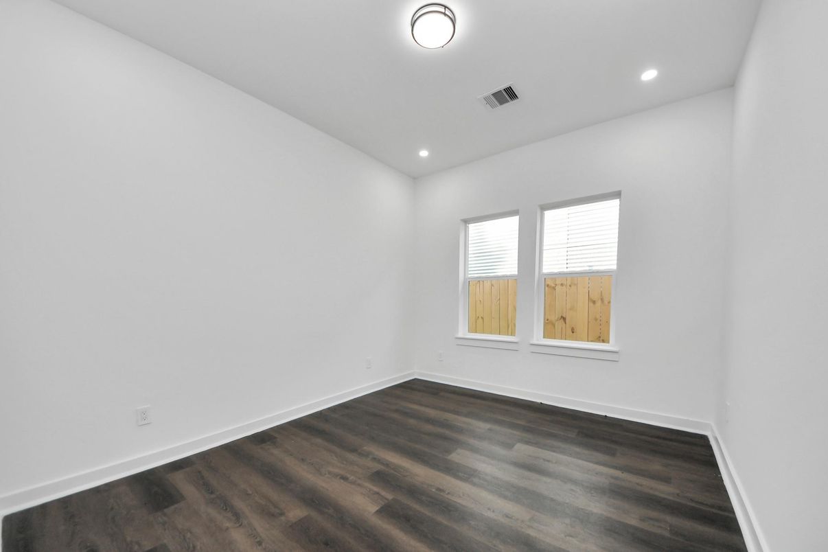 Empty room, Interior, Recessed Lighting, Wood Texture Flooring