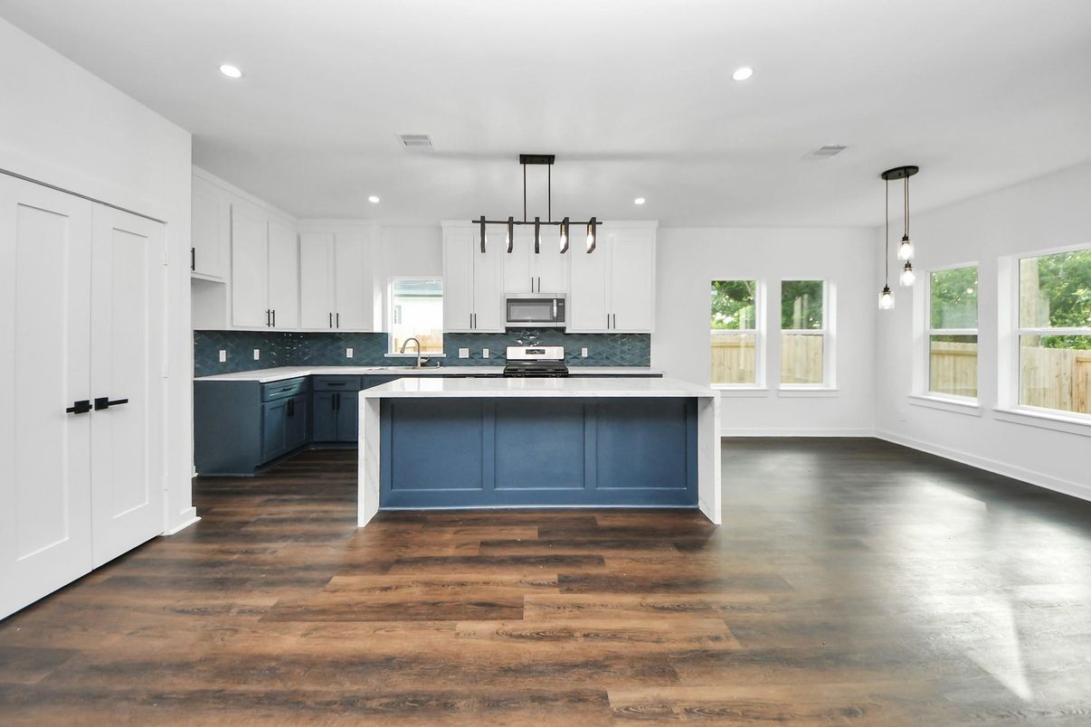 Interior, Kitchen, Pendant Lights, Recessed Lighting, Wood Texture Flooring