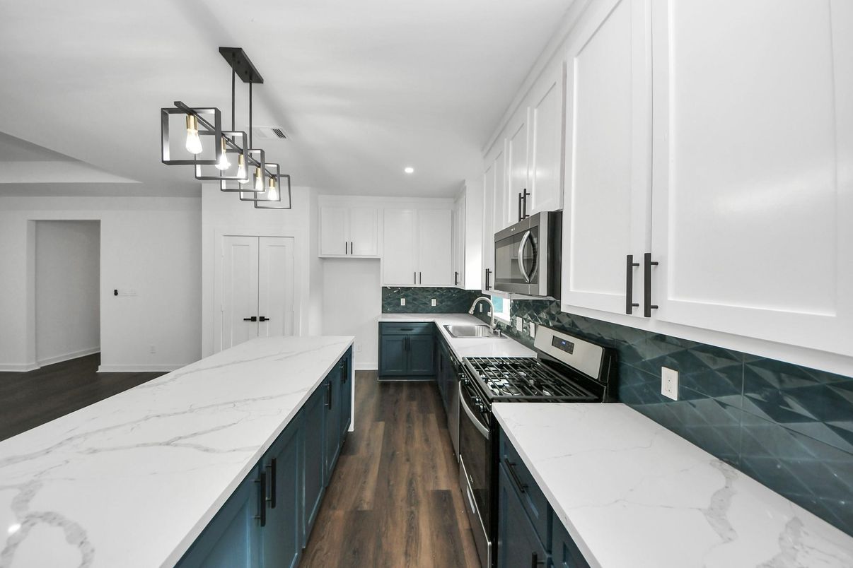 Interior, Kitchen, Pendant Lights, Recessed Lighting, Wood Texture Flooring