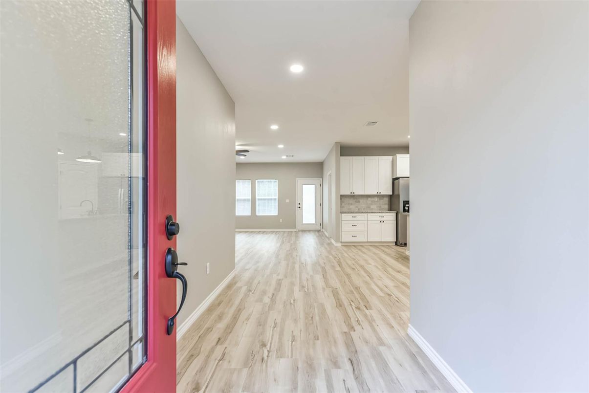 Interior, Kitchen, Recessed Lighting, Wood Texture Flooring