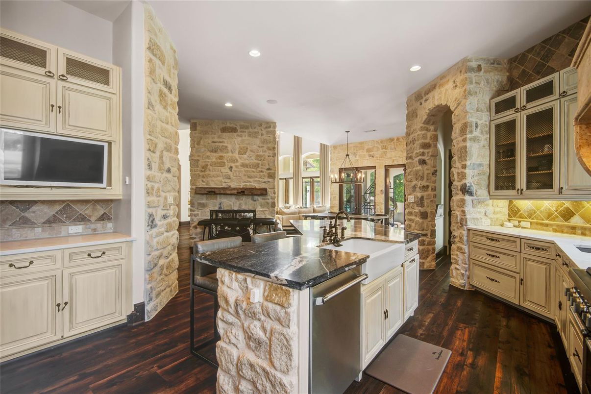Interior, Kitchen, Pendant Lights, Recessed Lighting, Stone Walls, Wood Texture Flooring
