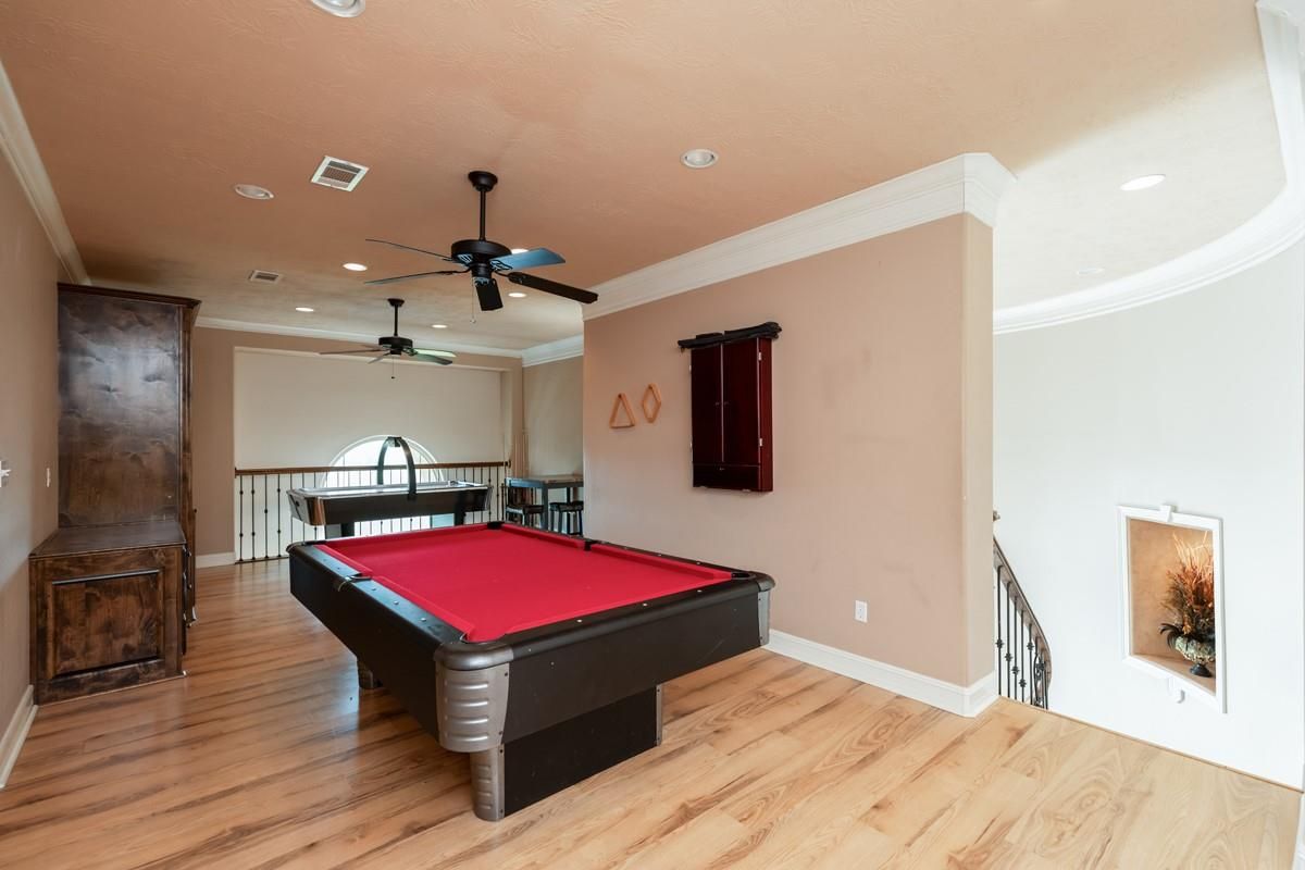 Billiard Table, Game Room, Interior, Recessed Lighting, Wood Texture Flooring