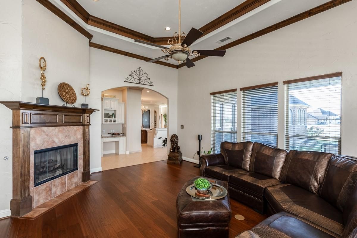 Fireplace, Interior, Living room, Recessed Lighting, Wood Texture Flooring