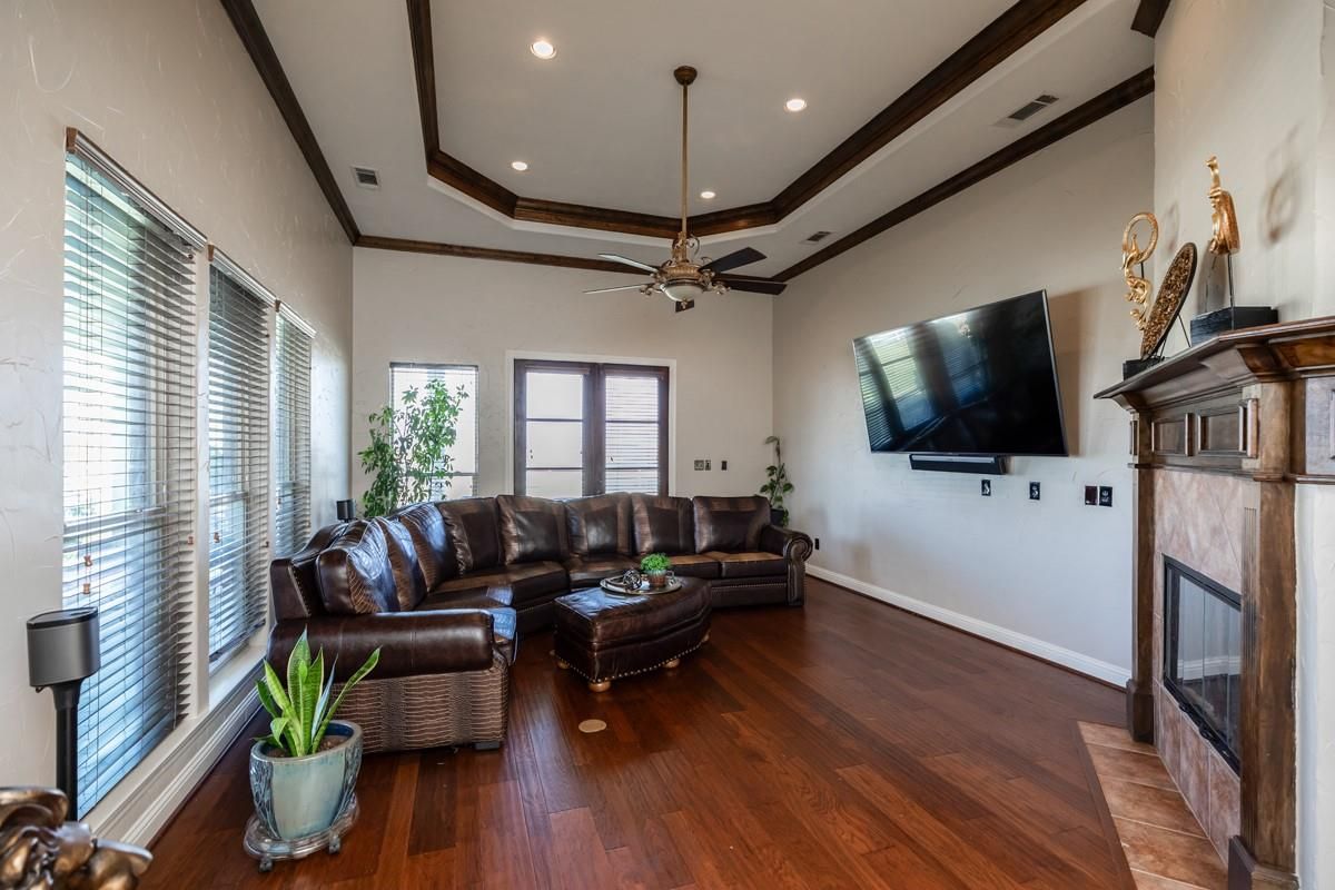 Fireplace, Interior, Living room, Recessed Lighting, Wood Texture Flooring