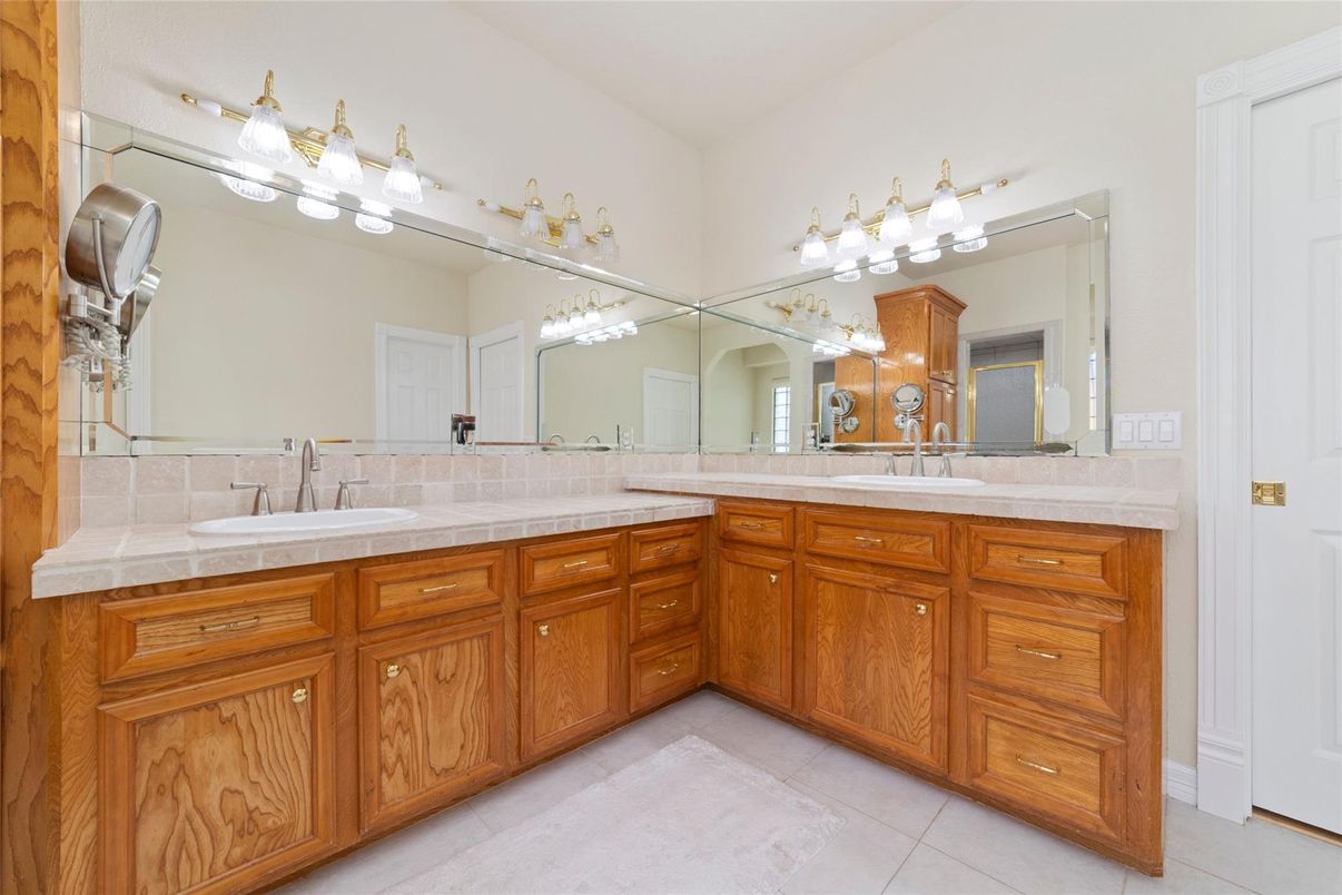 Bathroom, Dual Sink Vanities, Interior, Tile Countertops