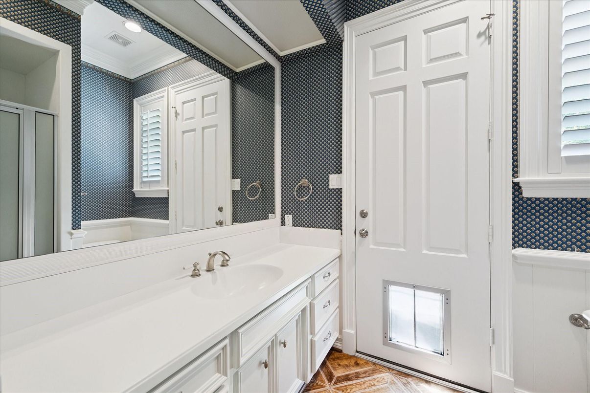 Bathroom, Interior, Wood Texture Flooring