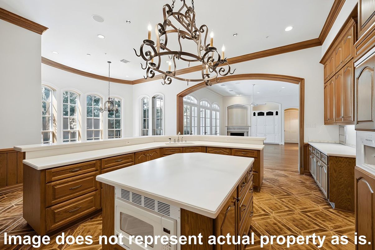 Chandelier, Interior, Kitchen, Recessed Lighting, Wood Texture Flooring