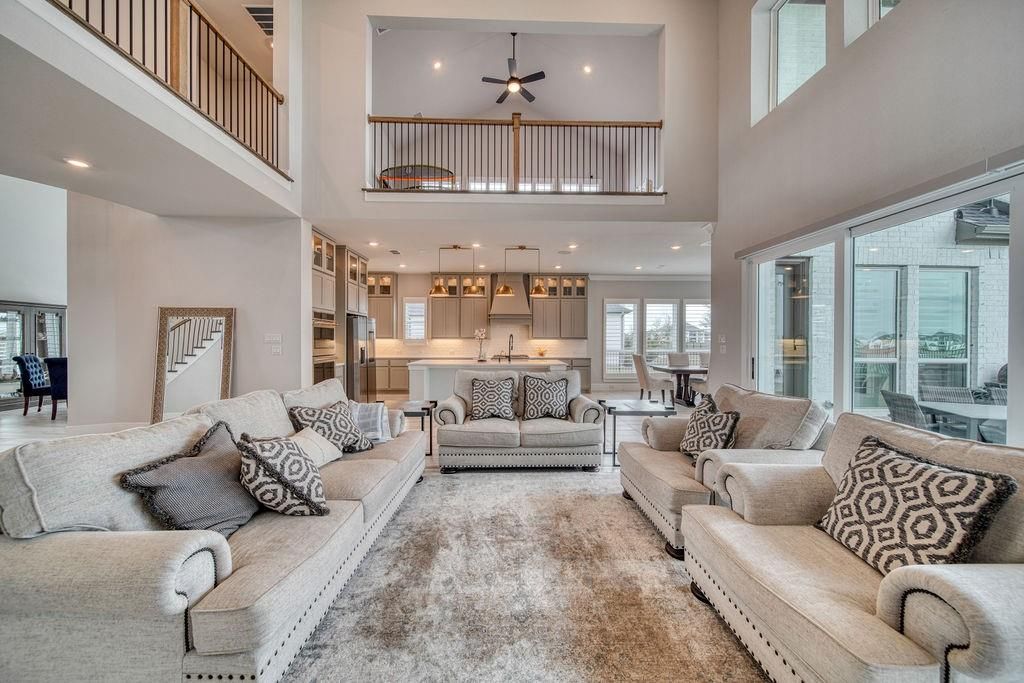 Interior, Kitchen, Living room, Pendant Lights, Recessed Lighting