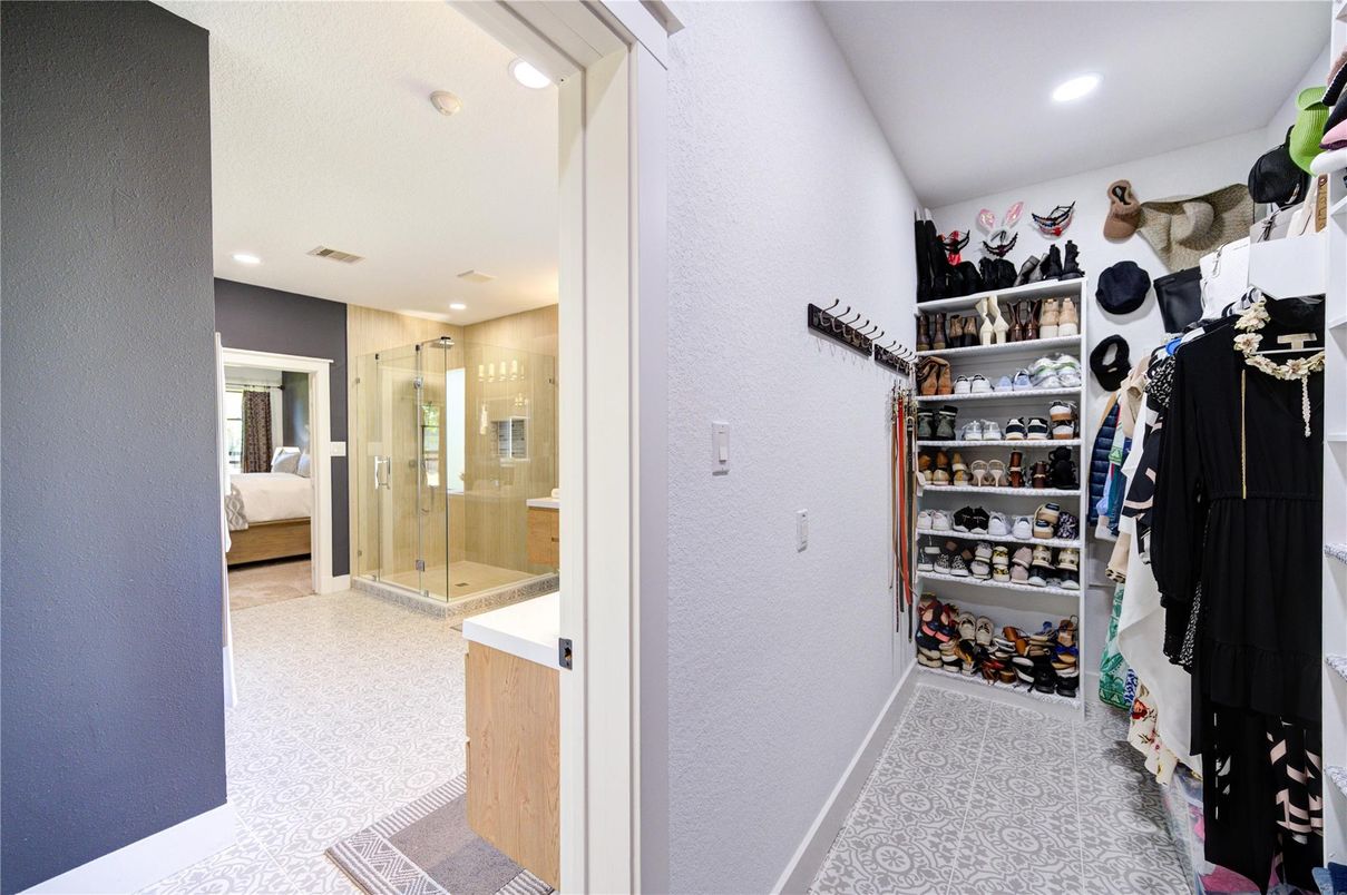 Interior, Recessed Lighting, Walk-in Closets