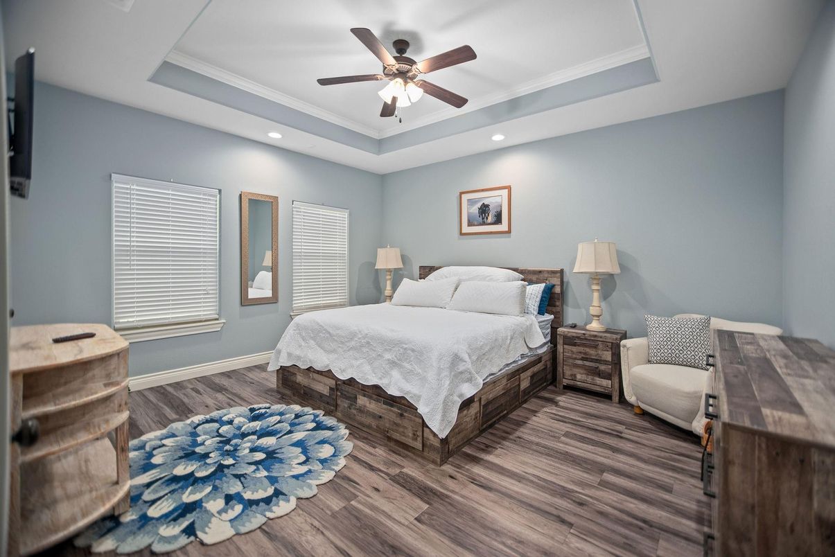 Bedroom, Interior, Recessed Lighting, Wood Texture Flooring