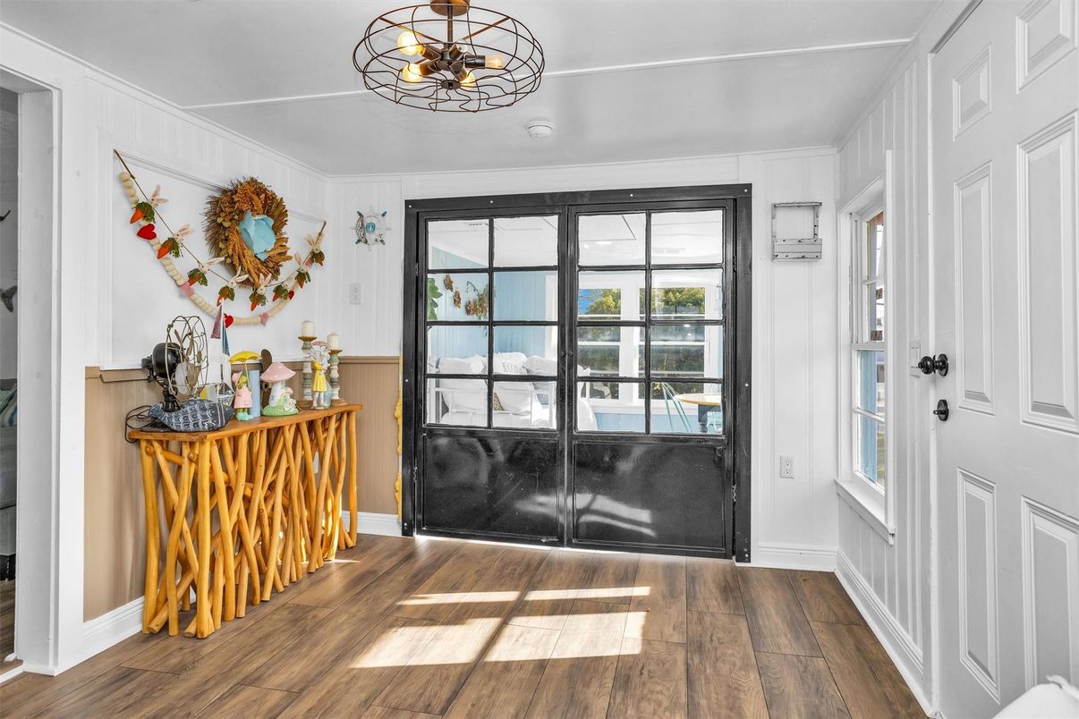Chandelier, Interior, Wood Texture Flooring