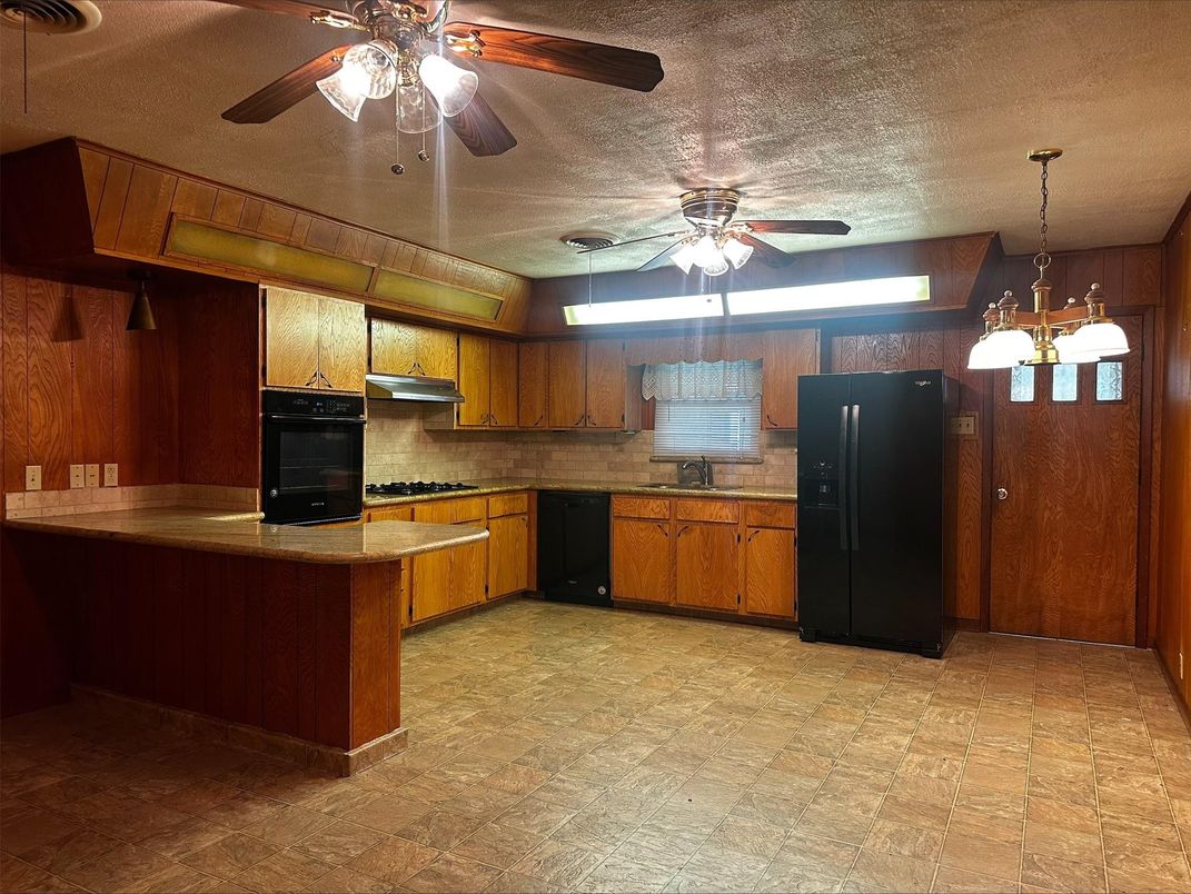 Interior, Kitchen, Pendant Lights
