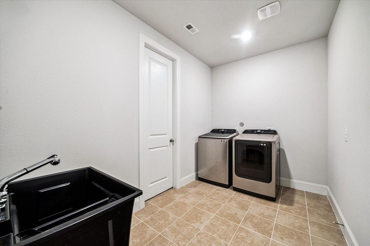 Interior, Recessed Lighting, Washer