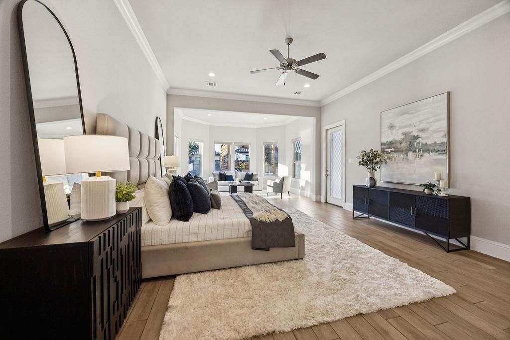 Bedroom, Interior, Recessed Lighting, Wood Texture Flooring