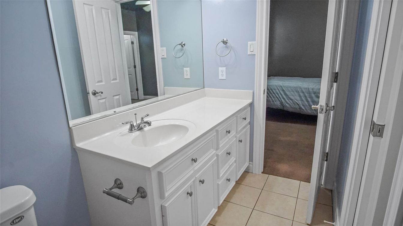 Bathroom, Bedroom, Interior