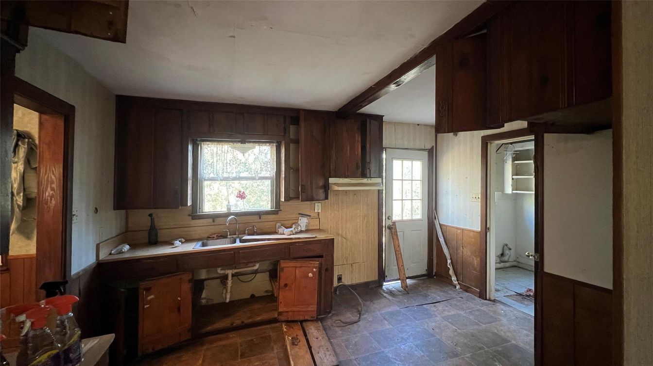 Interior, Wooden Walls