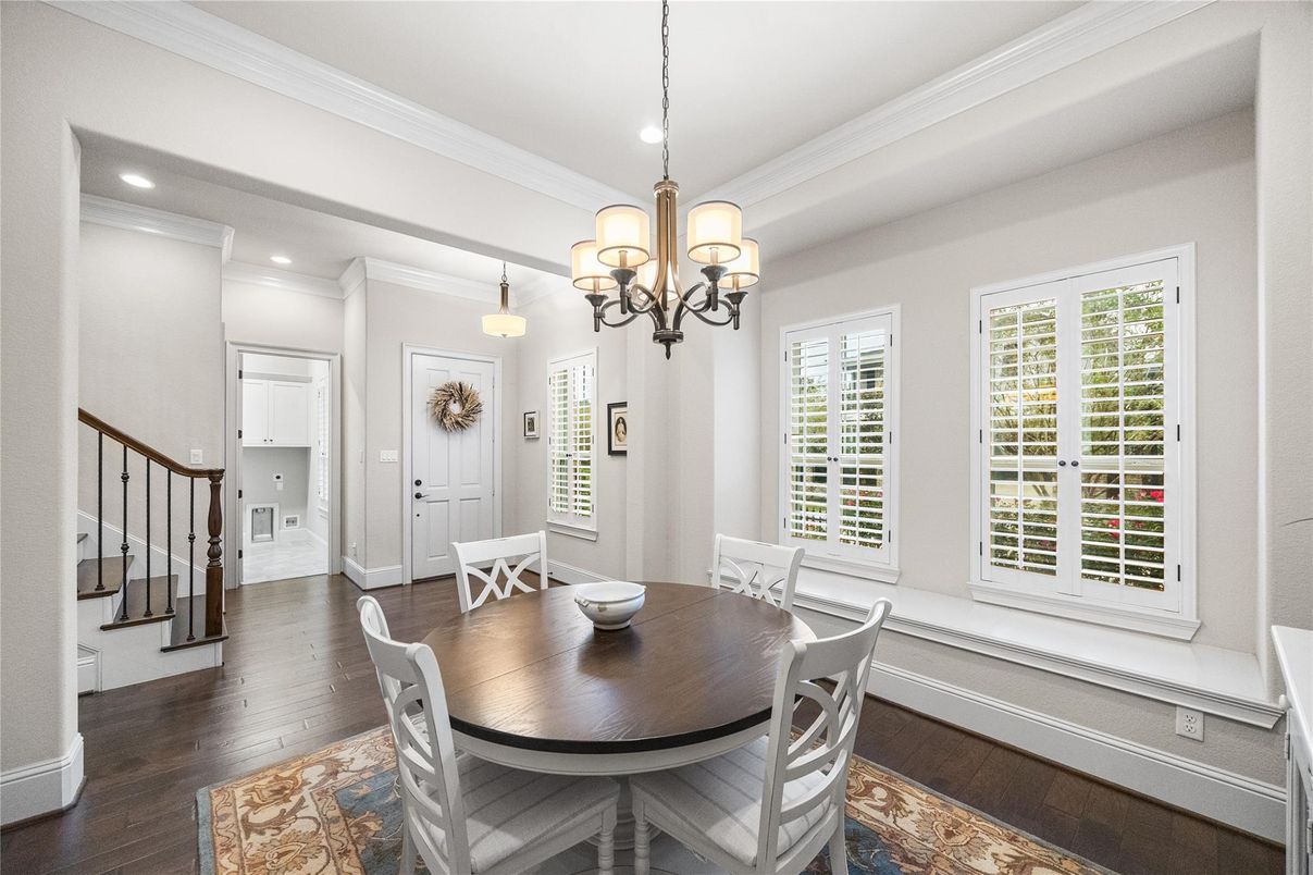 Chandelier, Dining room, Interior, Pendant Lights, Recessed Lighting, Wood Texture Flooring