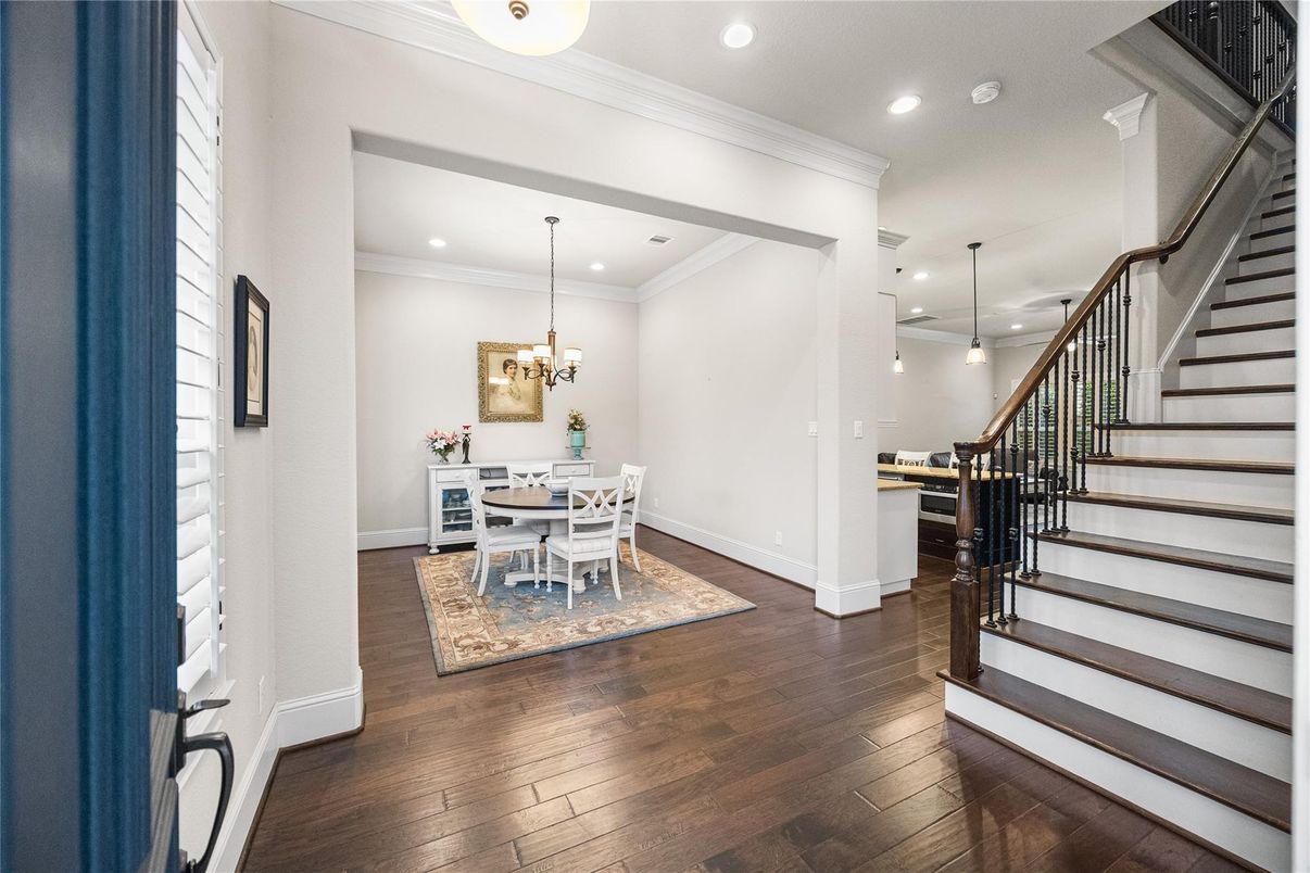 Chandelier, Dining room, Interior, Pendant Lights, Recessed Lighting, Wood Texture Flooring