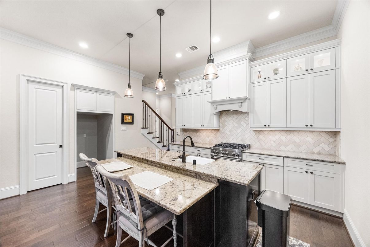 Interior, Kitchen, Pendant Lights, Recessed Lighting, Wood Texture Flooring