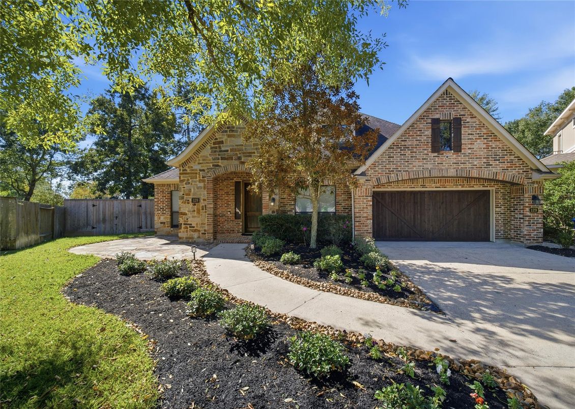 Attached, Exterior, Facade, Brick Facade, Brick Traditional