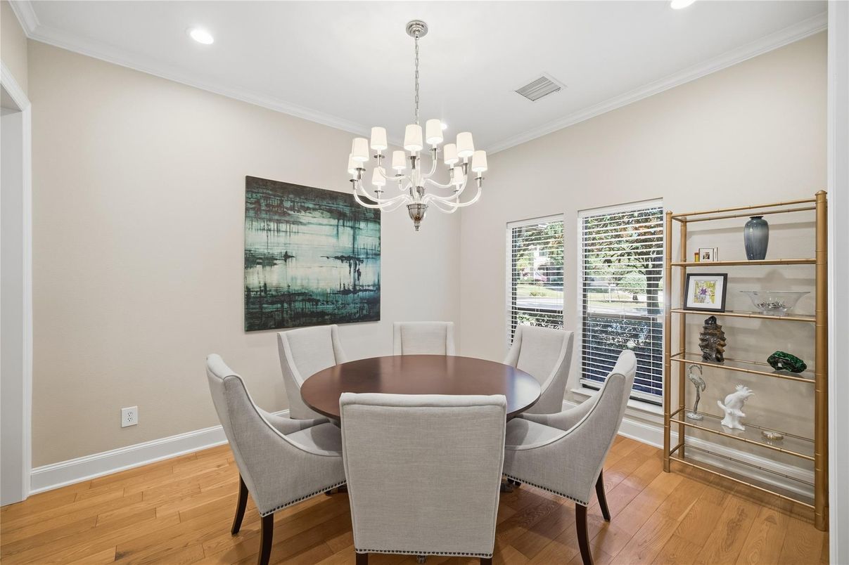 Chandelier, Dining room, Interior, Recessed Lighting, Wood Texture Flooring