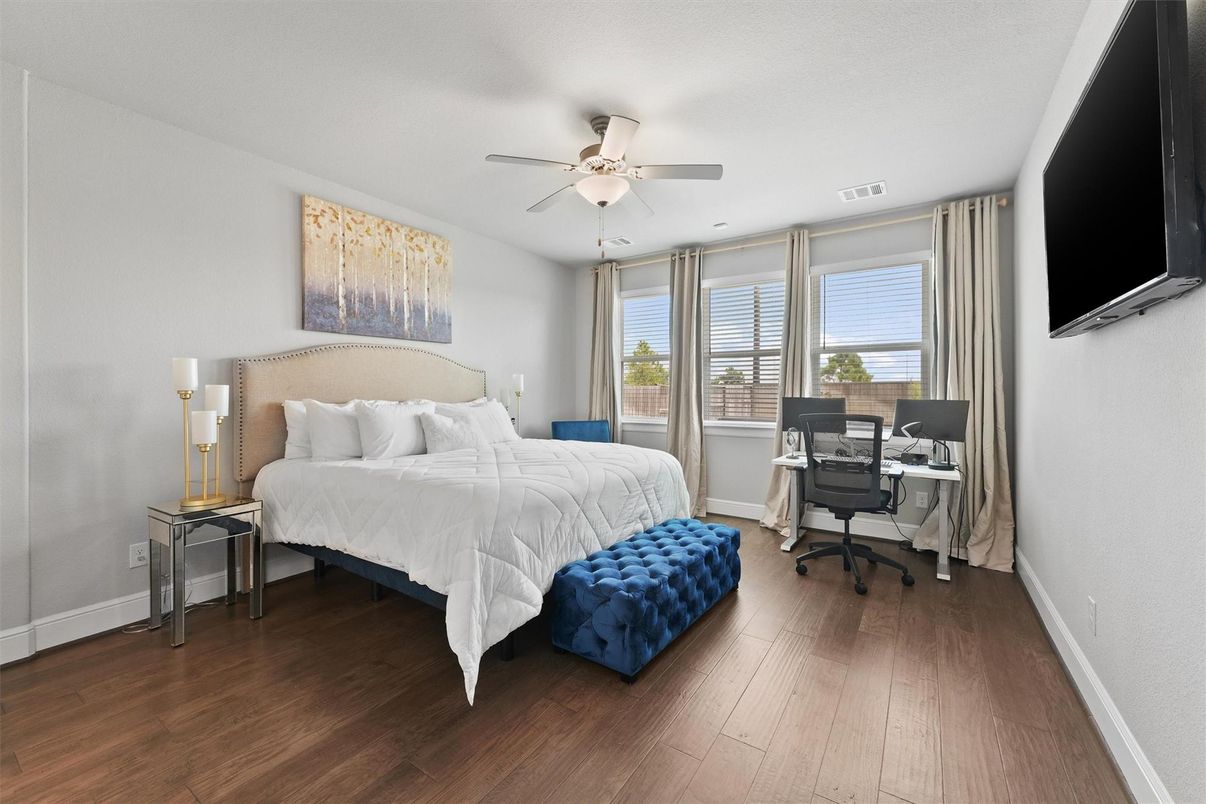 Bedroom, Home Office, Interior, Wood Texture Flooring