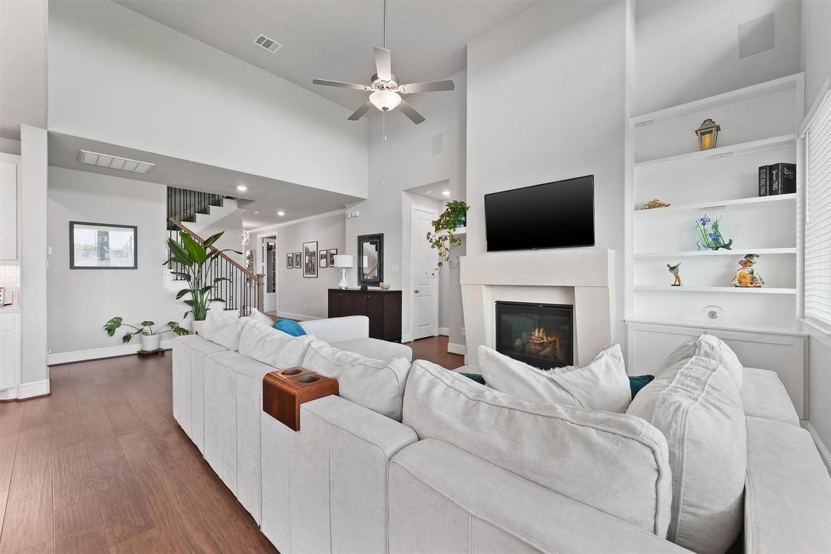 Fireplace, Interior, Living room, Recessed Lighting, Wood Texture Flooring