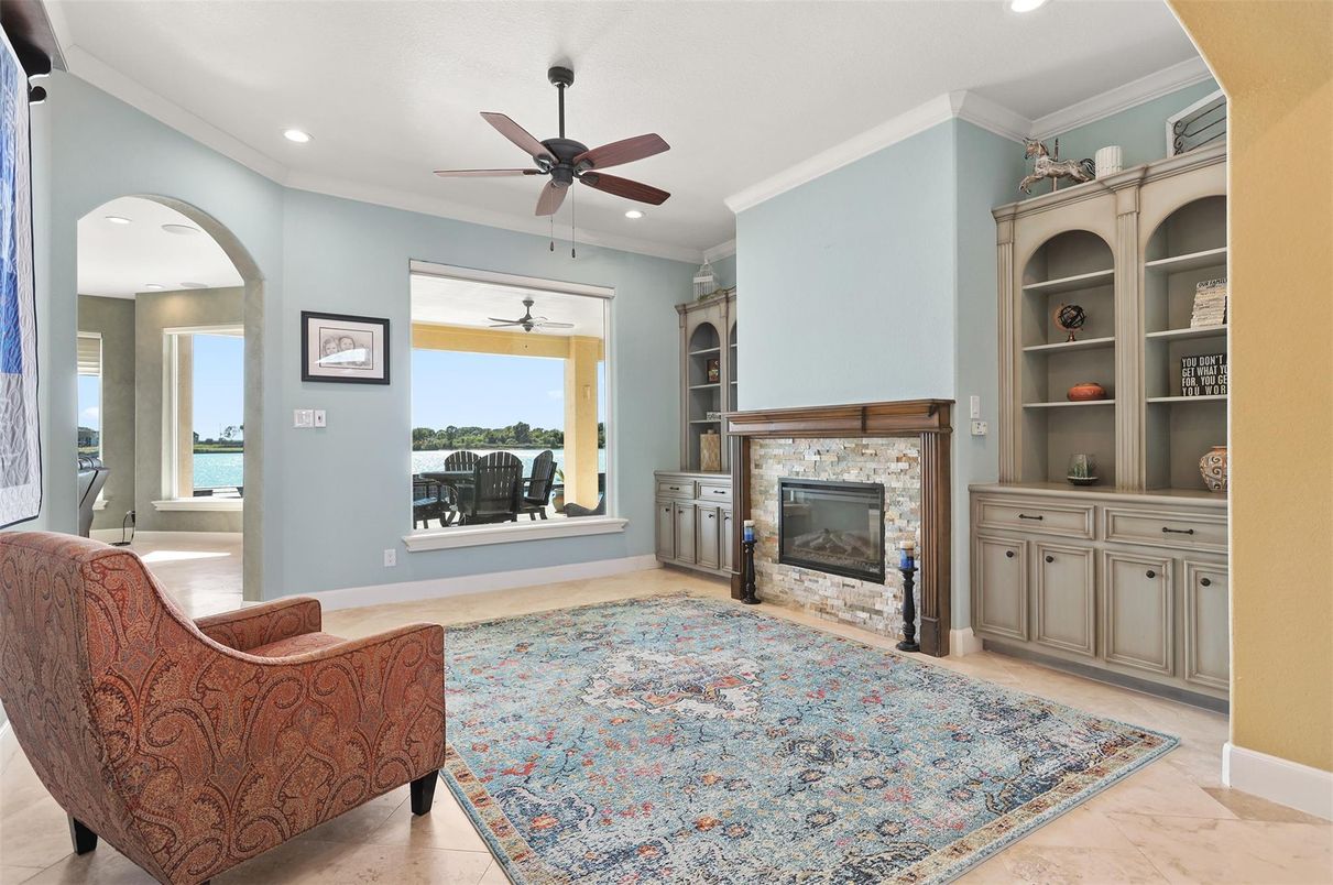 Fireplace, Interior, Recessed Lighting, Water