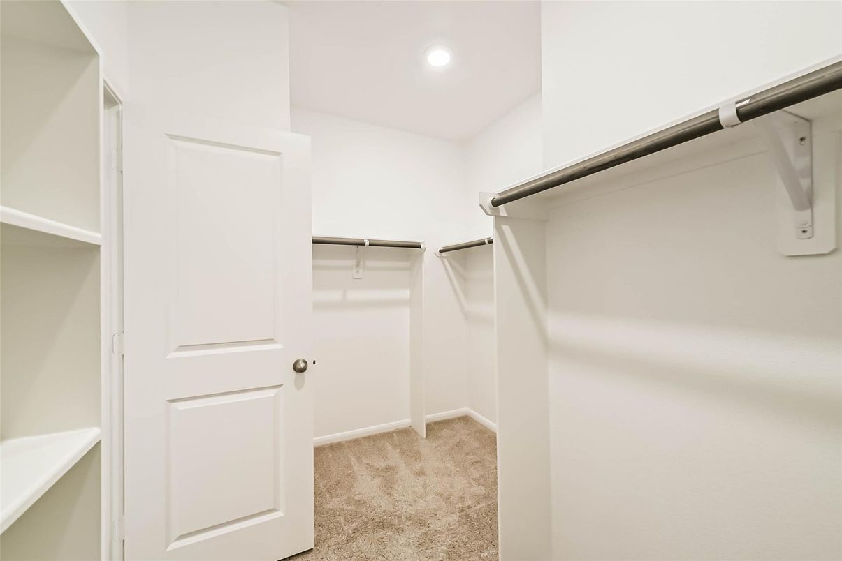 Interior, Recessed Lighting, Walk-in Closets