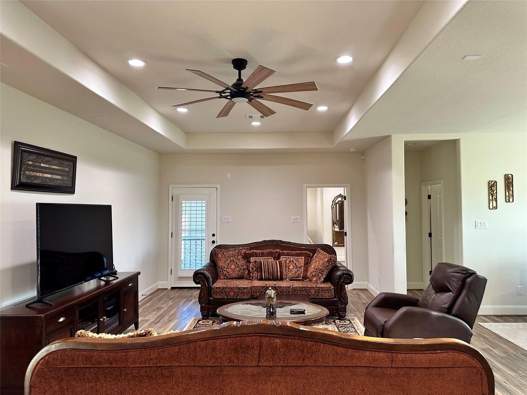 Interior, Living room, Recessed Lighting, Wood Texture Flooring