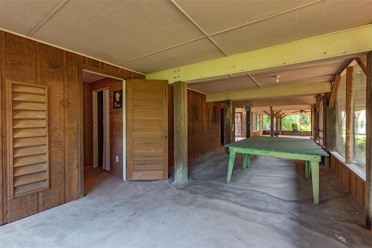 Game Room, Interior, Wooden Walls
