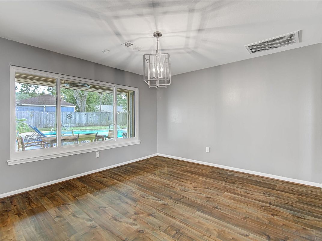 Chandelier, Empty room, Interior, Wood Texture Flooring