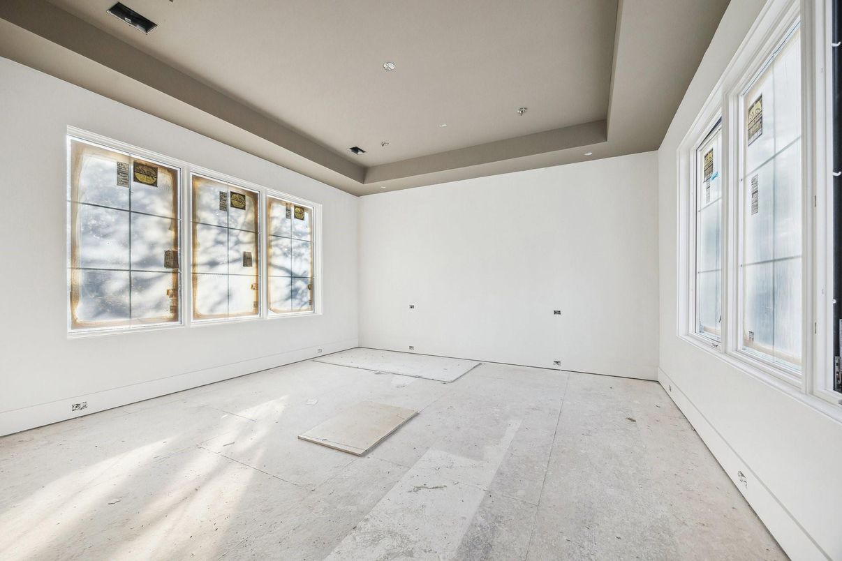 Empty room, Interior, Recessed Lighting