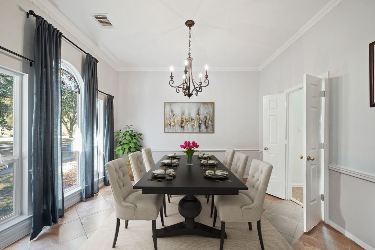 Chandelier, Dining room, Interior