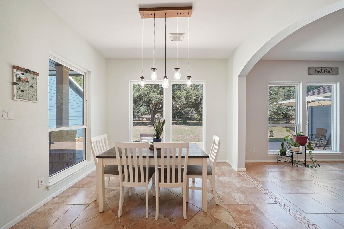 Dining room, Interior, Pendant Lights