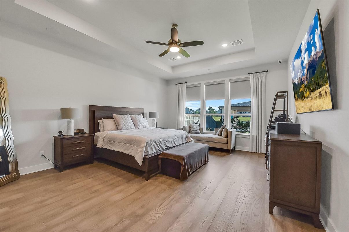Bedroom, Interior, Recessed Lighting, Wood Texture Flooring