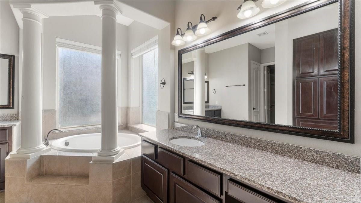 Bathroom, Dual Sink Vanities, Interior