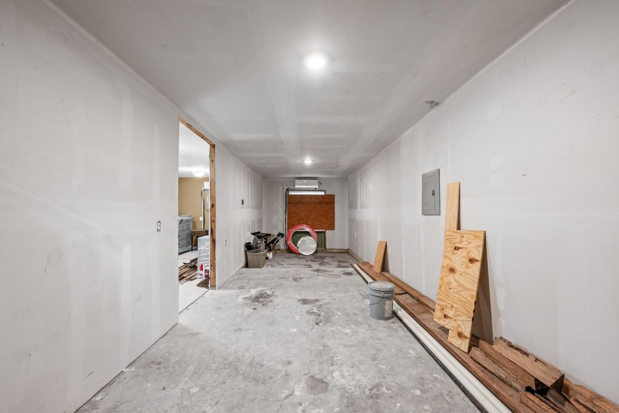 Interior, Recessed Lighting
