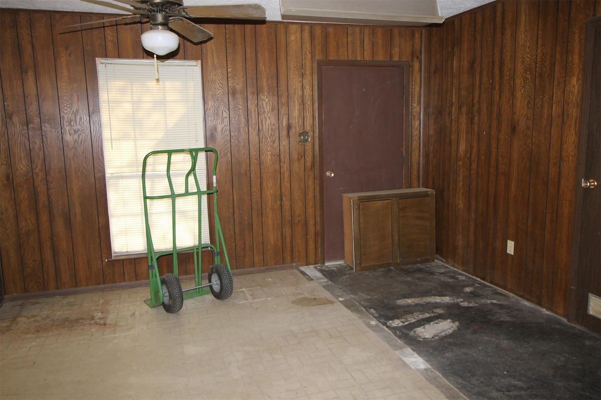 Interior, Wooden Walls