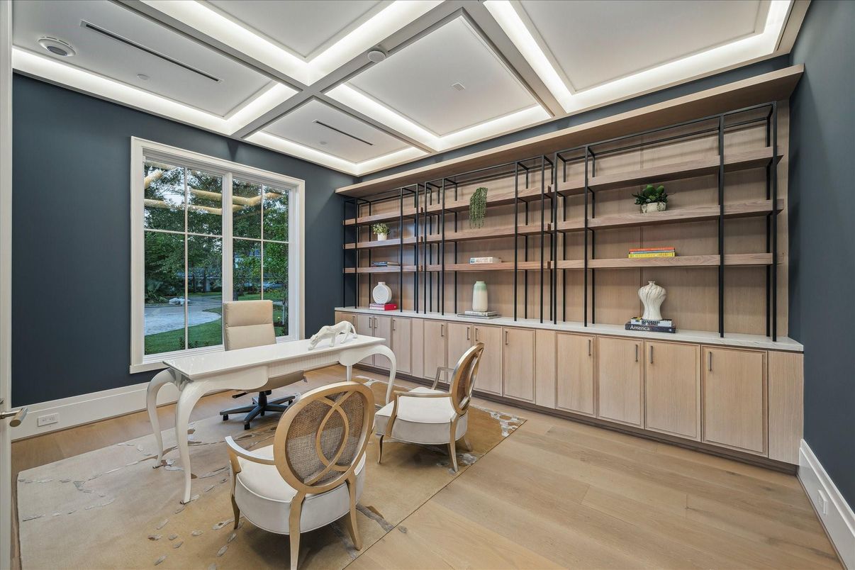 Home Office, Interior, Recessed Lighting, Wood Texture Flooring