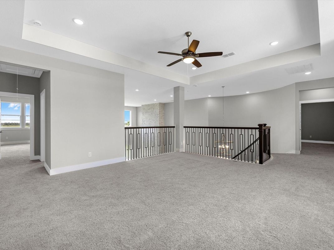 Empty room, Interior, Recessed Lighting