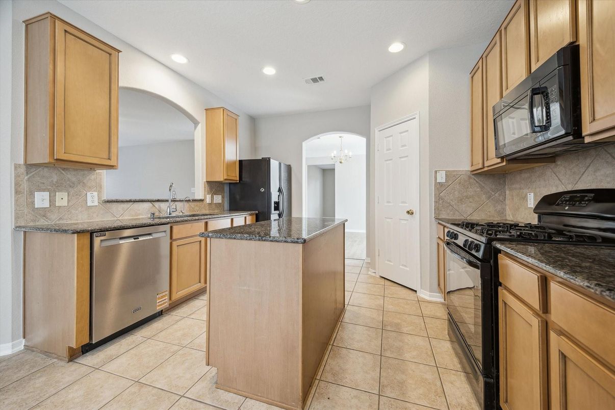 Chandelier, Interior, Kitchen, Recessed Lighting
