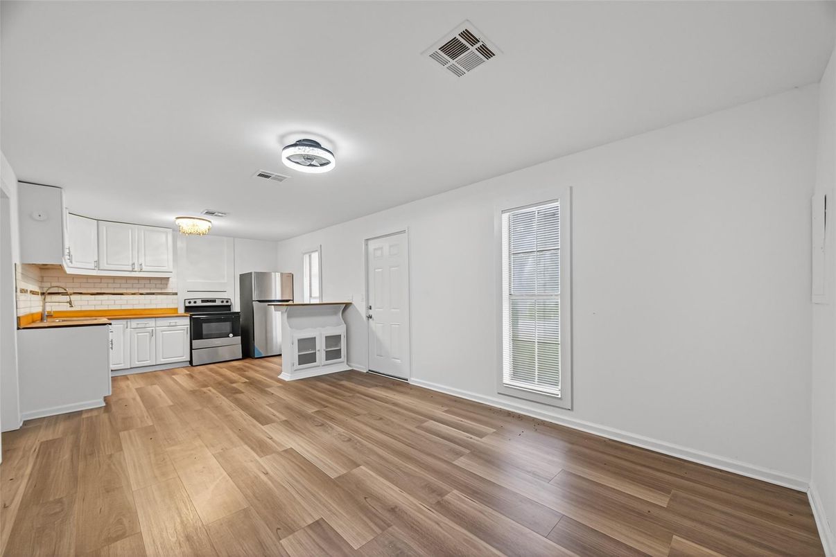 Interior, Kitchen, Stainless Steel Appliances, Wood Texture Flooring