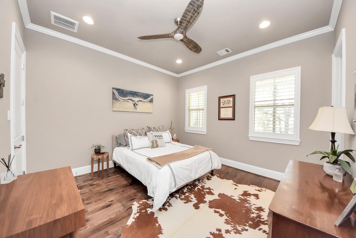 Bedroom, Interior, Recessed Lighting, Wood Texture Flooring