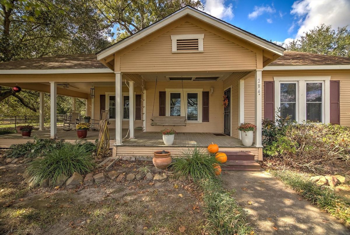Exterior, Facade, American Craftsman
