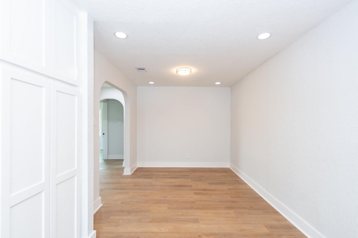 Empty room, Interior, Recessed Lighting, Wood Texture Flooring
