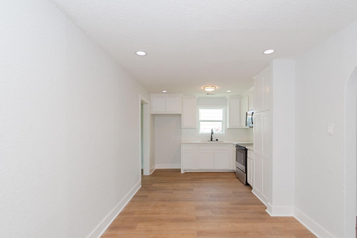 Interior, Kitchen, Recessed Lighting, Wood Texture Flooring