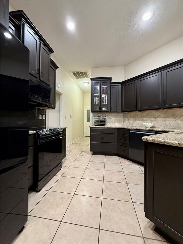 Interior, Kitchen, Recessed Lighting