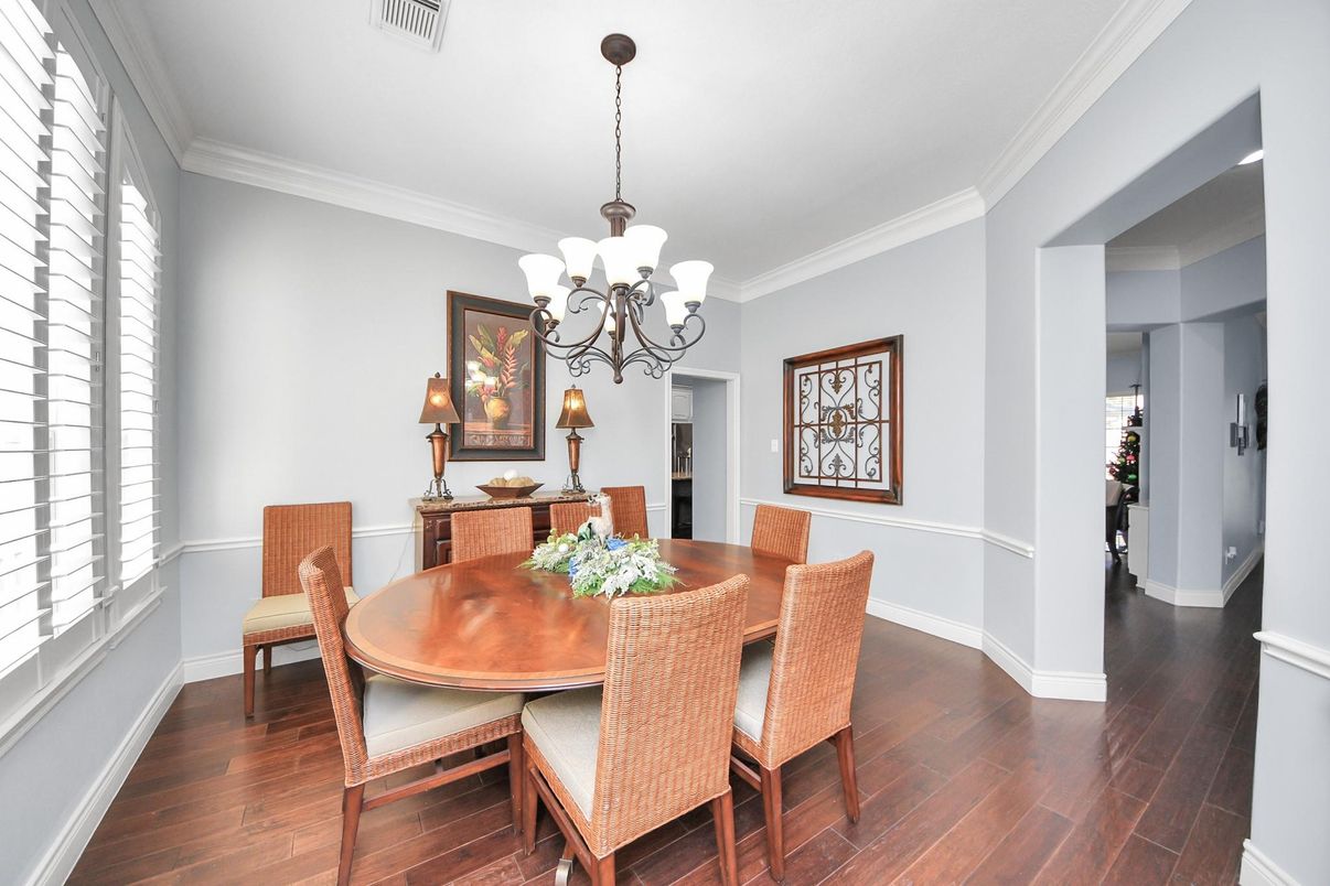Chandelier, Dining room, Interior, Wood Texture Flooring