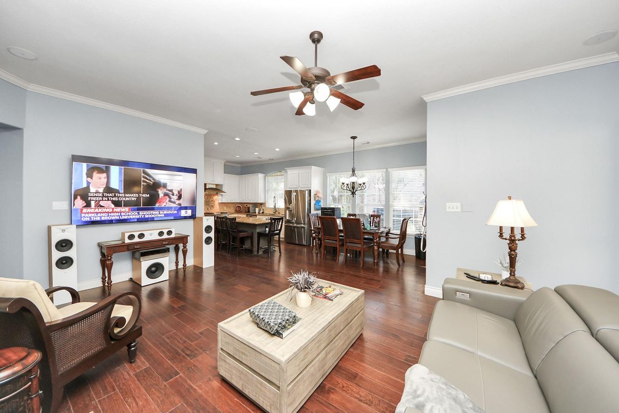 Chandelier, Dining room, Interior, Kitchen, Living room, Recessed Lighting, Wood Texture Flooring